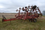 Case IH 4600 26' field cultivator