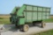 John Deere 125 14' silage chuck wagon