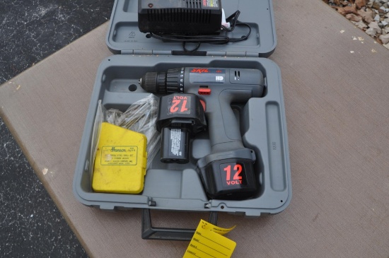 Skil 12 volt cordless drill