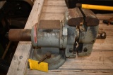 Allied heavy duty bench vice