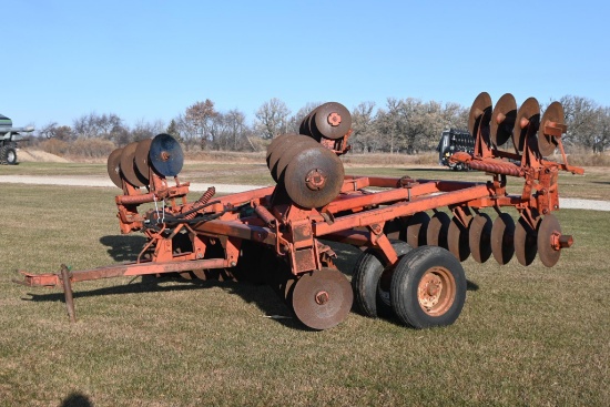 Case F219-216 19' pull type disc