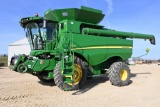 2013 John Deere S680 2wd combine