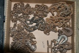 Assorted log chain pieces