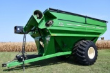 J&M 1151-22S grain cart