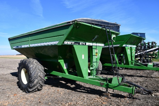 Brent 874 grain cart