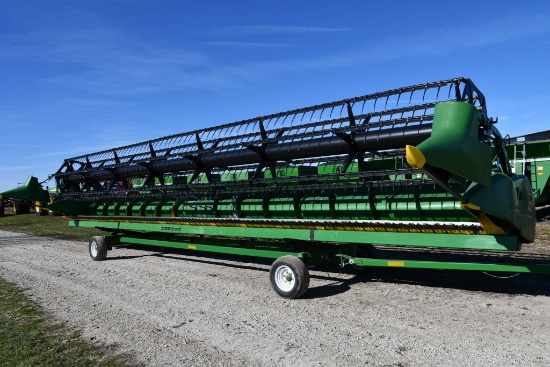 2009 John Deere 635F 35' HydraFlex platform