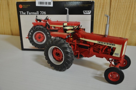 Precision Series 1/16 scale Ertl case ih 706