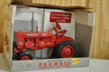 ertl international farmall 140 tractor die-cast 1/16 scale