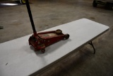 ATD 3 ton hydraulic floor jack