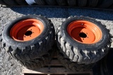 (4) 27x10.50-15 tires and 6-bolt wheels