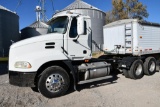 2007 Mack Vision semi