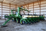 1997 John Deere 1780 16/31 planter