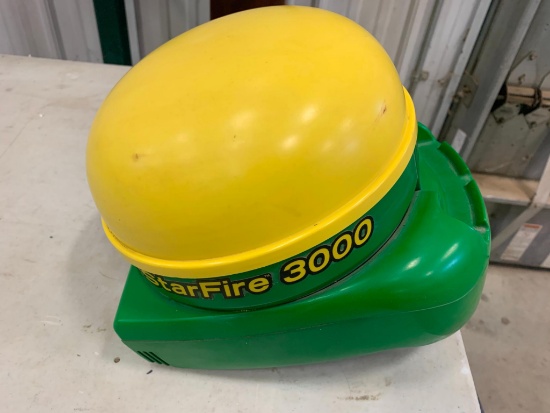 John Deere StarFire 3000 receiver