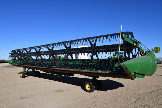 2017 John Deere 635D 35' rigid draper head