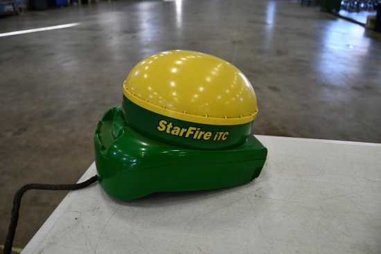 John Deere StarFire iTC receiver