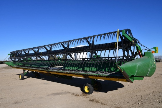 2017 John Deere 635D 35' rigid draper head