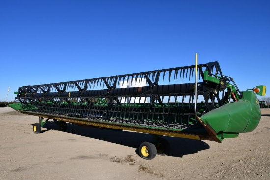 2017 John Deere 635D 35' rigid draper head