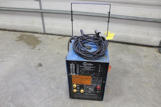 Miller Thunderbolt AC/DC arc welder