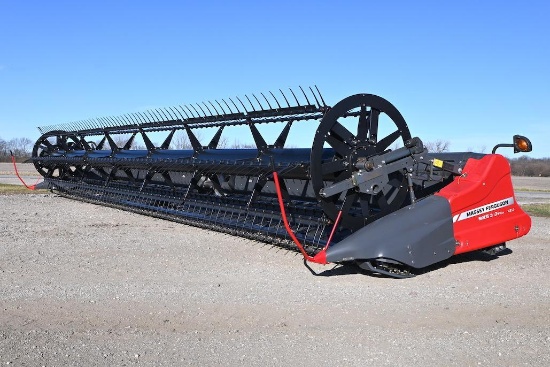 2015 Massey Ferguson 9250 35' flex draper