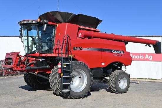 2016 Case-IH 8240 2wd combine