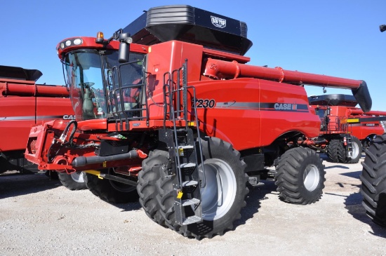 2012 Case IH 7230 2wd combine