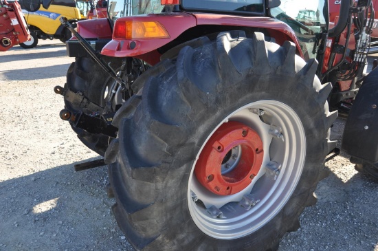06 Case Ih Jx1100u Mfwd Tractor W Loader Farm Equipment Machinery Online Auctions Proxibid