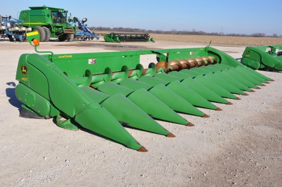 2014 John Deere 612C StalkMaster 12 row 30" chopping corn head