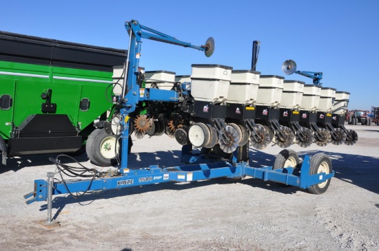 Kinze 3500 8/15 planter
