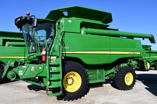 2012 John Deere S550 4wd combine