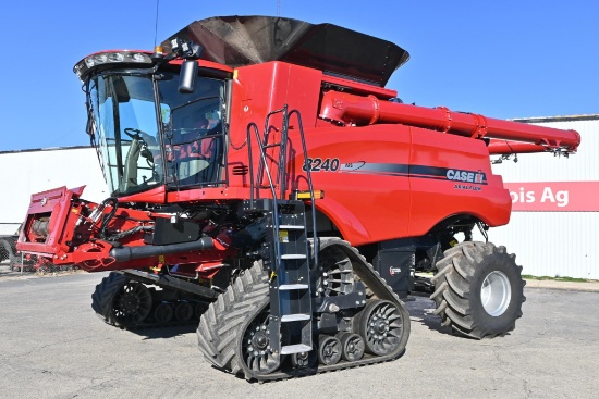 2018 Case-IH 8240 2wd combine