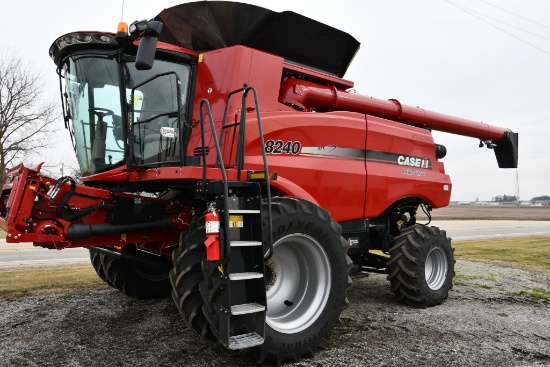 2016 Case-IH 8240 2wd combine