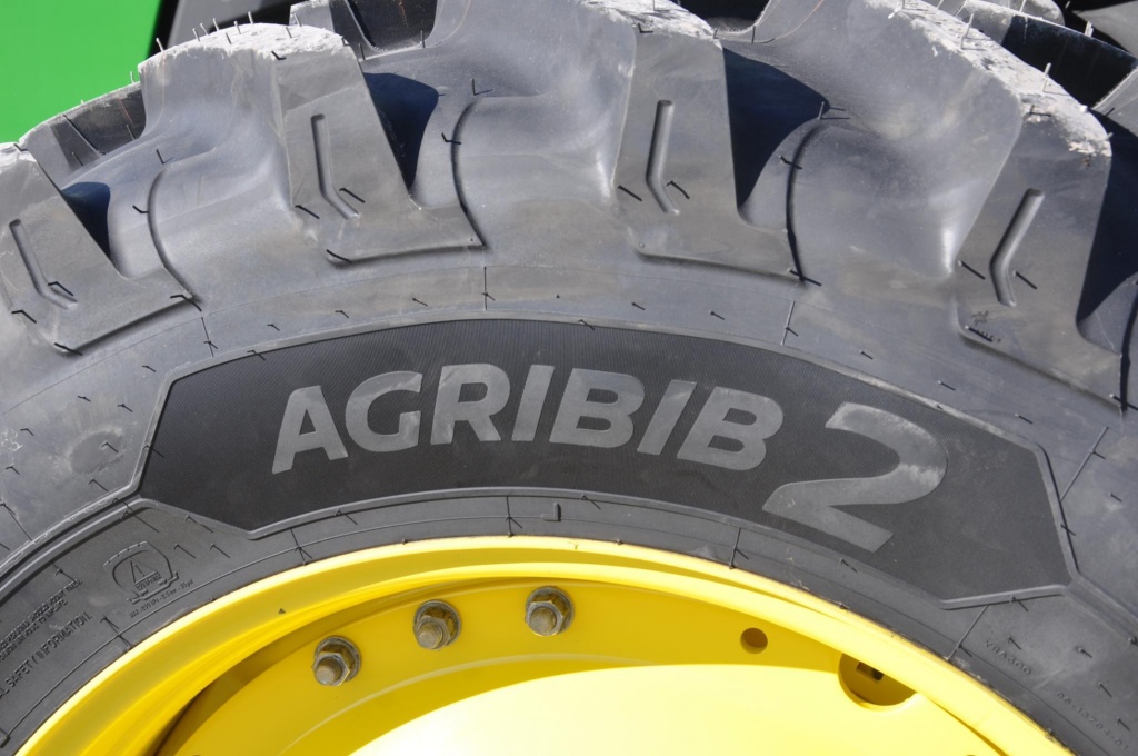 John Deere 8r 310 Mfwd Tractor Farm Equipment Machinery Online Auctions Proxibid