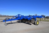 2013 Landoll 2110 11-shank disk chisel