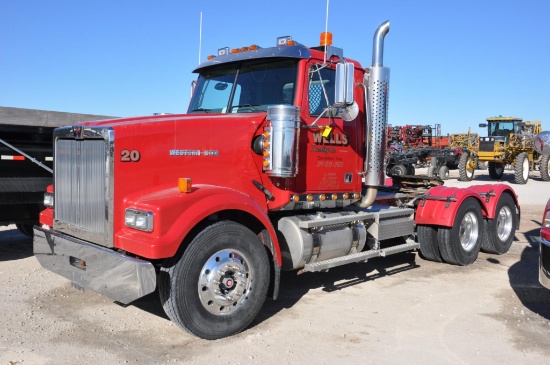 2009 Western Star day cab semi