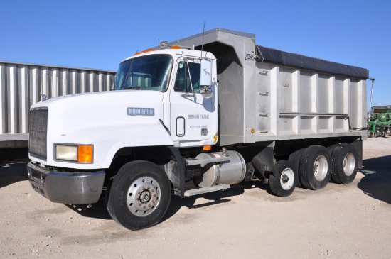Mack tandem dump truck