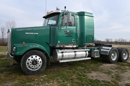 2004 Western Star 4900 FA semi