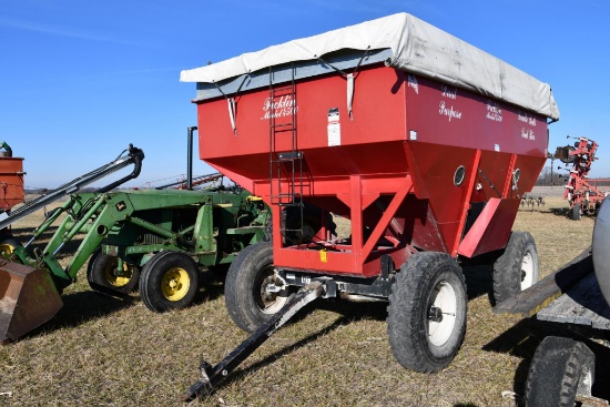 Ficklin 4500 gravity wagon