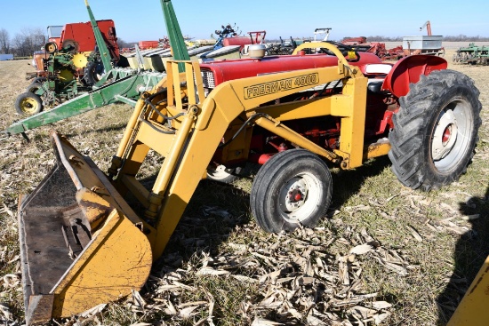International 340 utility 2wd tractor