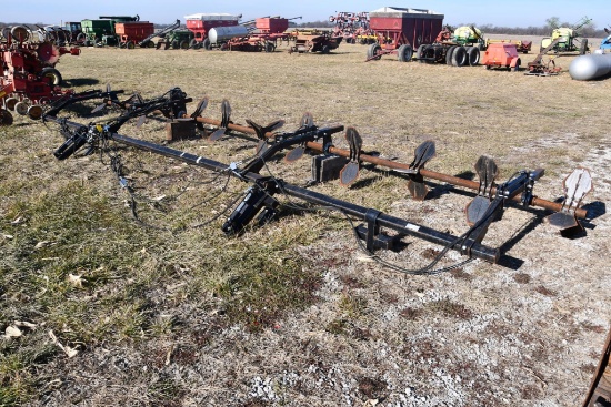 Hawkins 12 row 30" down corn reel