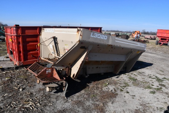 New Leader L3020 dry spreader box