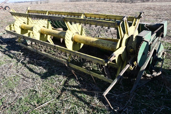 John Deere 12.5' grain platform