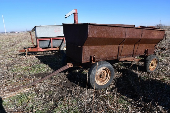 10' antique feed wagon on antique running gear