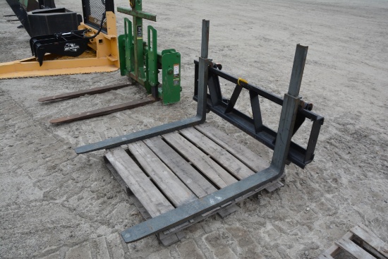 48" loader pallet forks with global hook ups