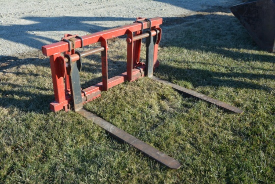 Westendorf 48" adjustable pallet forks