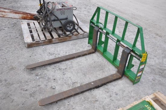 Frontier 48" loader pallet forks