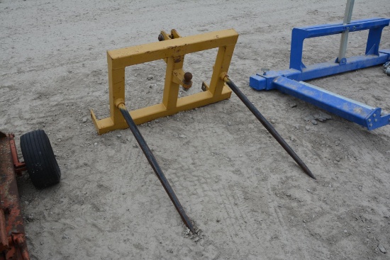 3pt. 2 prong bale spear w/ gooseneck hitch