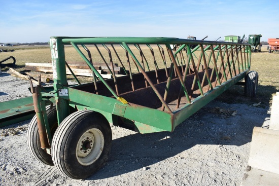 SI 20' hay feeder on wheels