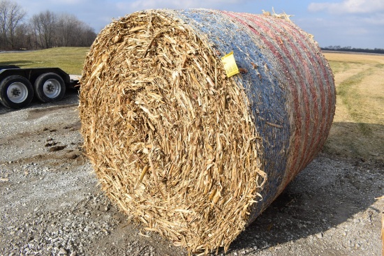 (20) large round bales 2020 cornstalks