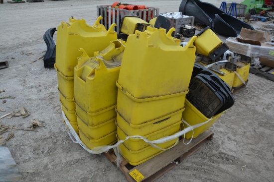 (16) John Deere 1.6 bu planter boxes off of JD 1770 planter