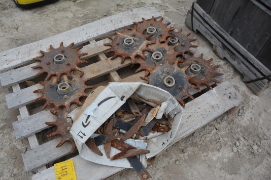 (10) Martin spike closing wheels